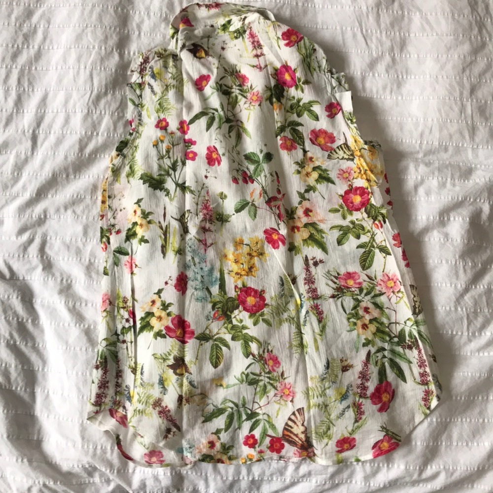 Floral top - Picture 5 of 5